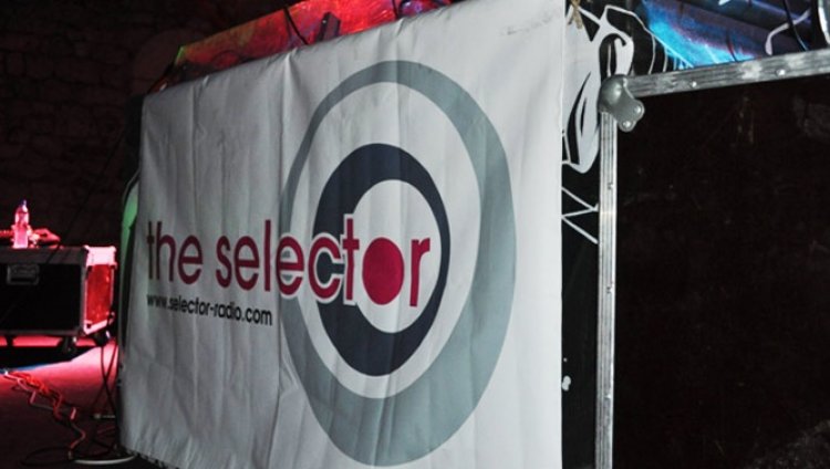 Escucha los podcasts de The Selector Escucha los podcasts de The Selector