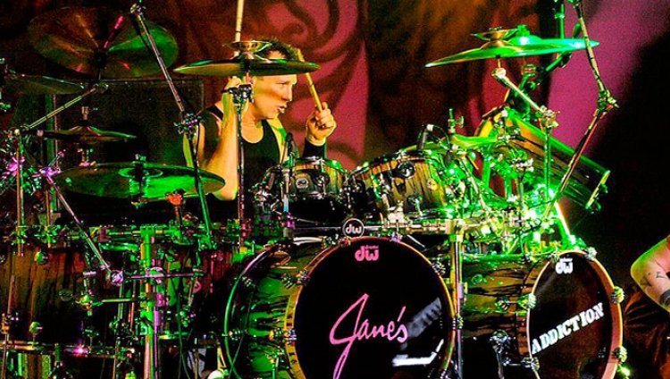 El ritmo imparable de Stephen Perkins El ritmo imparable de Stephen Perkins