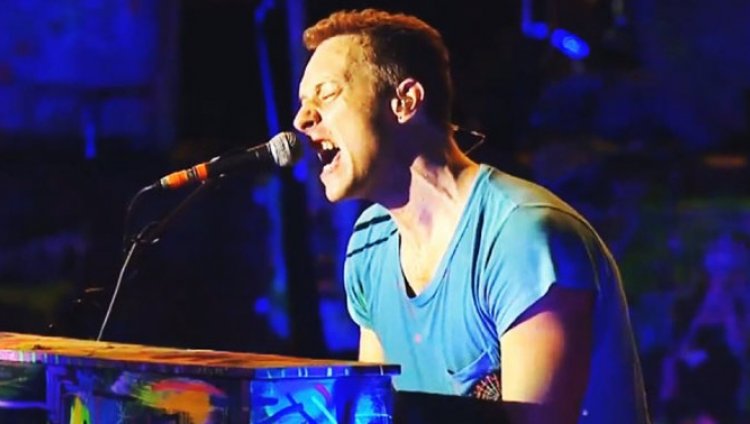 Coldplay rinde tributo a MCA Coldplay rinde tributo a MCA