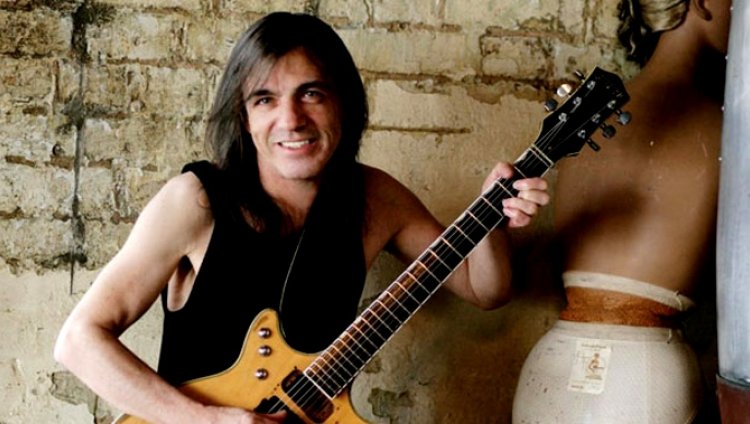 AC/DC confirma retiro de Malcolm Young AC/DC confirma retiro de Malcolm Young
