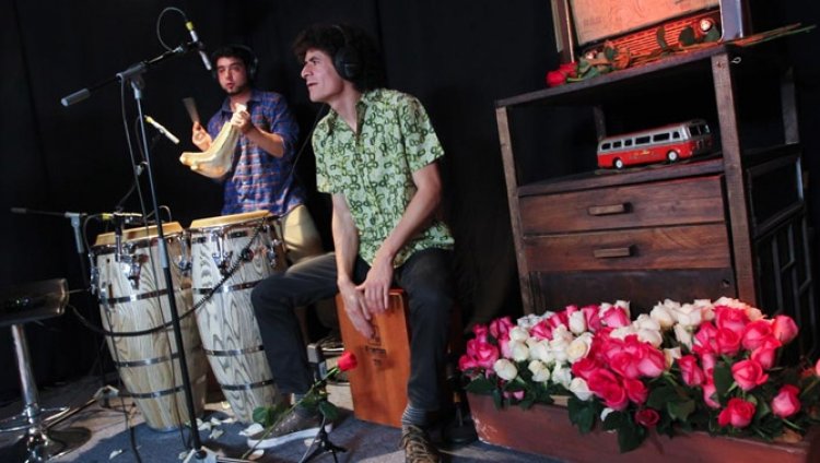 Frankie Ha Muerto y Monsieur Periné en Acústicos Radiónica Frankie Ha Muerto y Monsieur Periné en Acústicos Radiónica