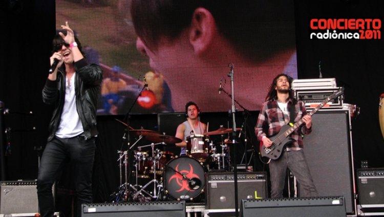 El Sinsentido: La juventud llega al #conciertoradionica El Sinsentido: La juventud llega al #conciertoradionica