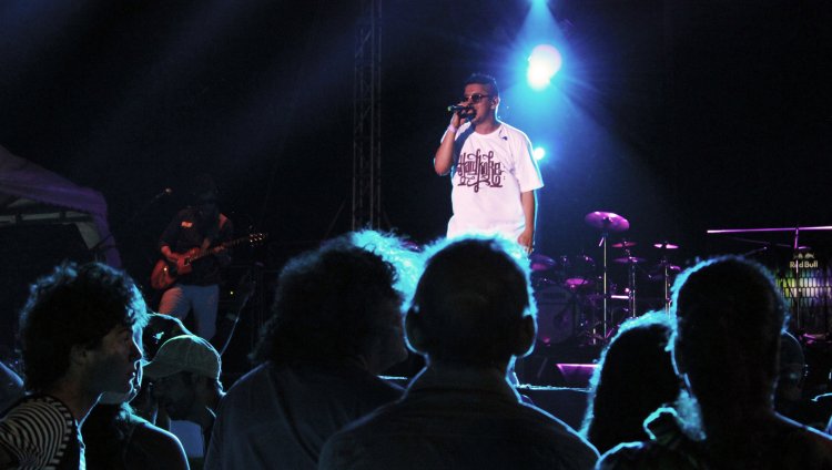 LosPetitFellas, artista Radiónica en el SierraMarFest LosPetitFellas, artista Radiónica en el SierraMarFest