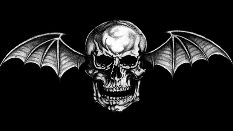 "Hail To The King" de Avenged Sevenfold "Hail To The King" de Avenged Sevenfold