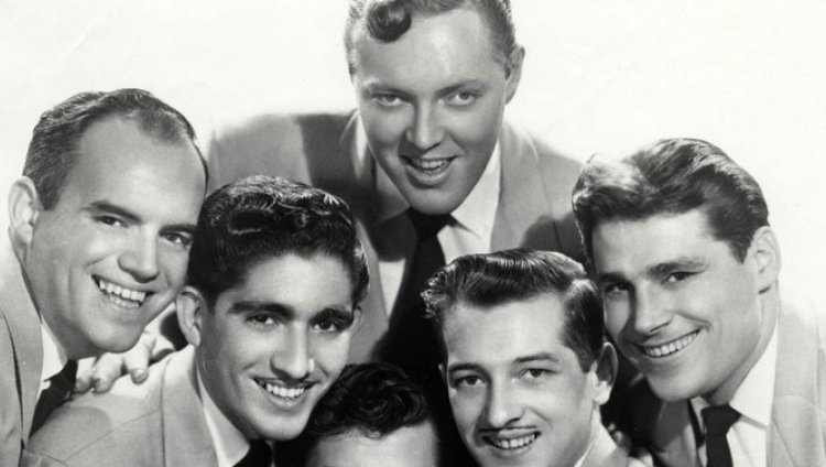 "Rock Around The Clock" con Bill Haley and His Comets "Rock Around The Clock" con Bill Haley and His Comets