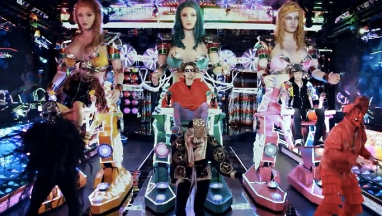 "Panic Station" es el nuevo vídeo de Muse "Panic Station" es el nuevo vídeo de Muse