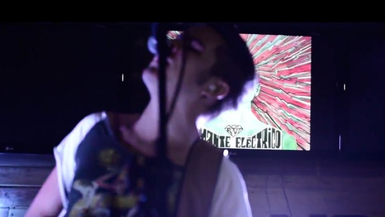 Juan Galeano dirige el nuevo video de Diamante Eléctrico Juan Galeano dirige el nuevo video de Diamante Eléctrico