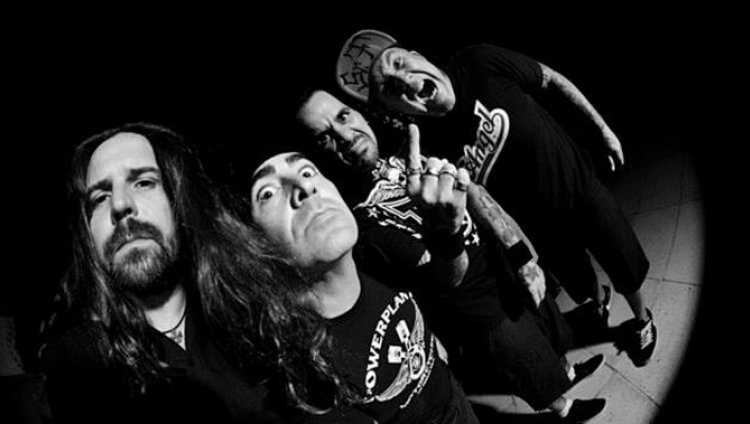 El primer disco de De La Tierra sale a finales de septiembre El primer disco de De La Tierra sale a finales de septiembre