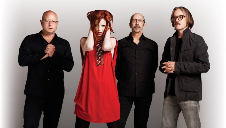 Garbage ya tiene listo su nuevo disco La banda está formada por la vocalista escocesa Shirley Manson y los tres productores estadounidenses: Butch Vig, Steve Marker y Duke Erikson