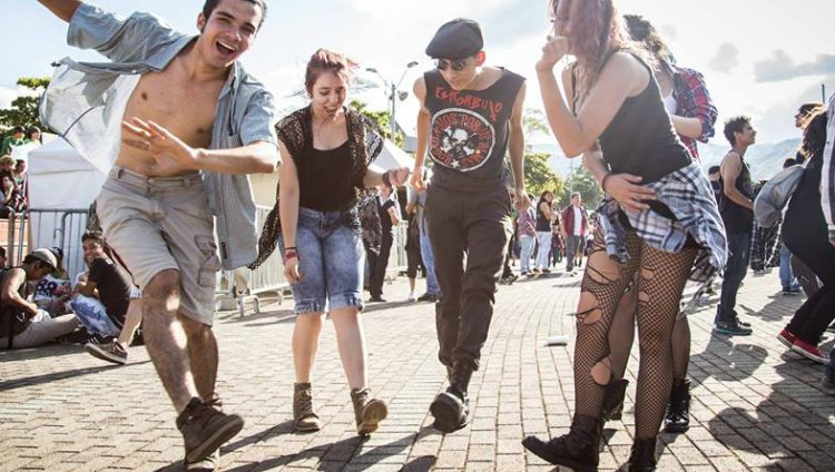 ¡Medellín! ¿Qué tal el cartel de Altavoz Fest 2015? ¡Medellín! ¿Qué tal el cartel de Altavoz Fest 2015?