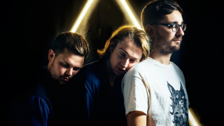"Somos afortunados, no somos reconocidos ni celebridades": Thom Green de Alt-J "Somos afortunados, no somos reconocidos ni celebridades": Thom Green de Alt-J