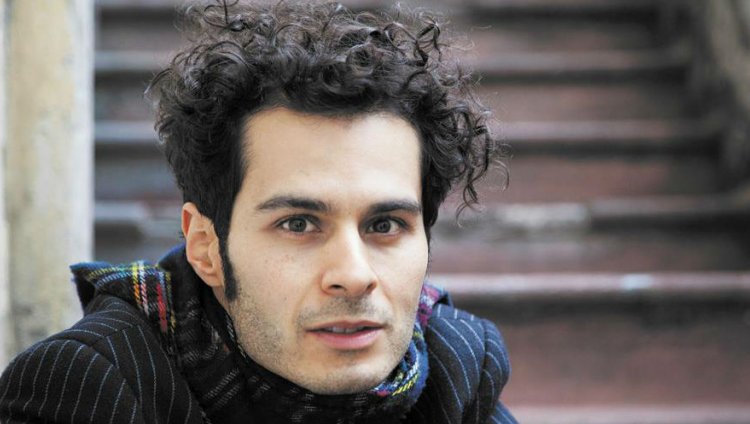 "Creo que el arte se sigue moviendo dentro de la marginalidad": Andrés Ospina Foto: Margarita Mejía