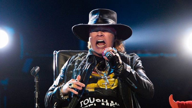Así fue el debut de Axl Rose con AC/DC Así fue el debut de Axl Rose con AC/DC