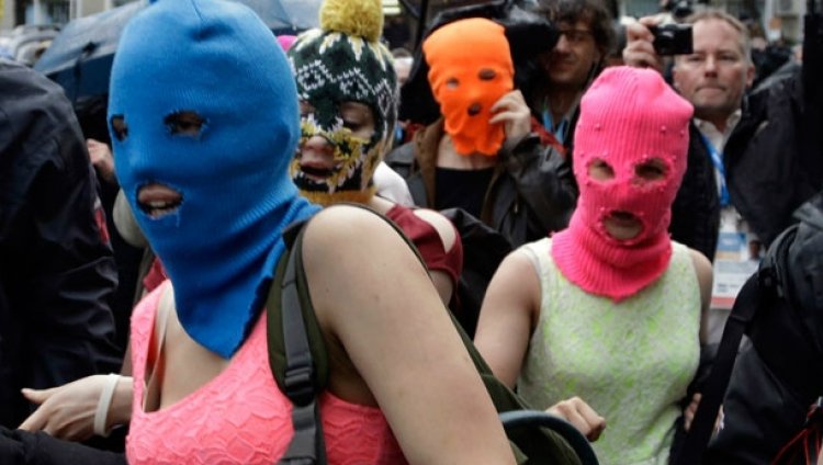 Las dos Pussy Riot detenidas en Sochi fueron liberadas Las dos Pussy Riot detenidas en Sochi fueron liberadas