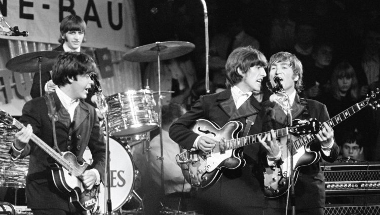 Vean el tráiler del nuevo documental de The Beatles "Eight Days a Week" es una canción escrita por Lennon y McCartney para los Beatles para el álbum "Beatles For Sale".