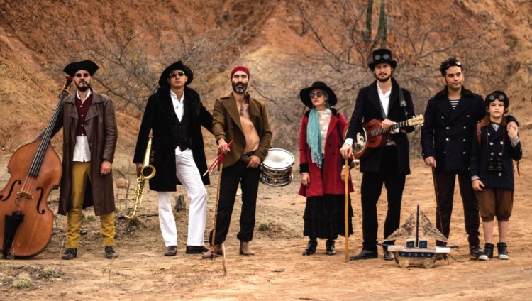 Así se visten los artistas del Concierto Radiónica 2016 Burning Caravan.