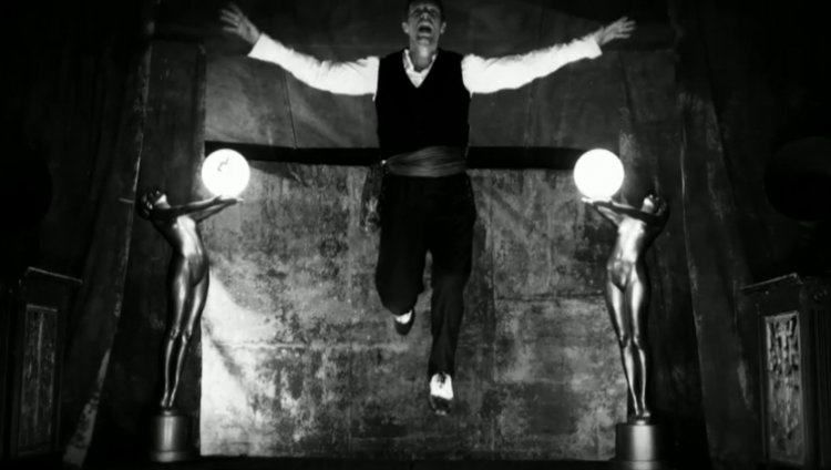 Coldplay estrena el vídeo de 'Magic' Coldplay estrena el vídeo de 'Magic'
