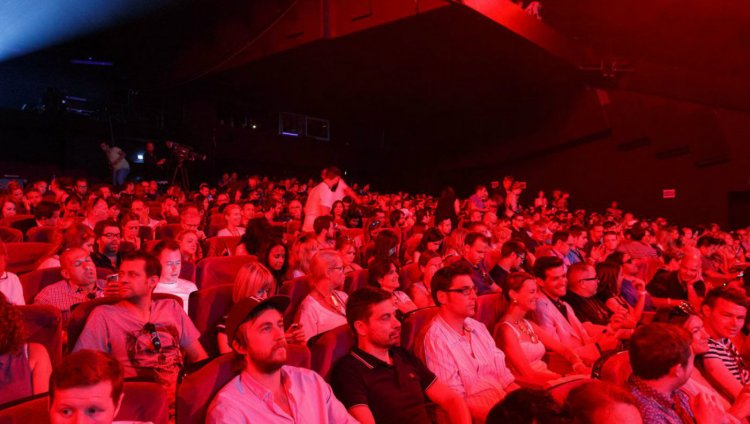 Netflix / Cannes: plataformas digitales -Vs- formatos clásicos Imagen tomada de www.cnet.com