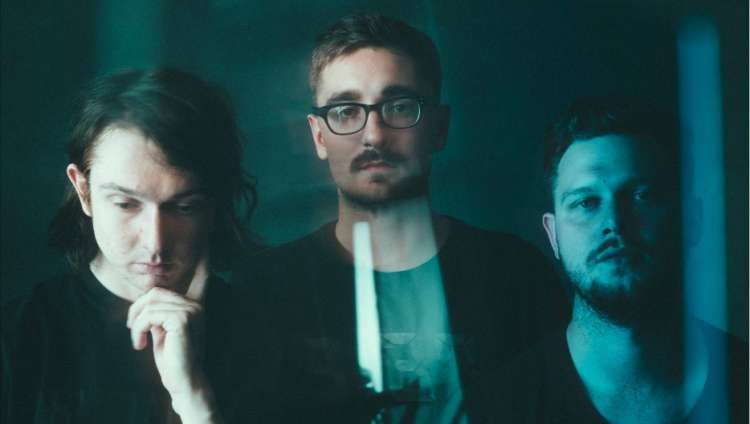 ¡Súbanle el volumen a lo nuevo de alt-J! Imagen tomada de NME