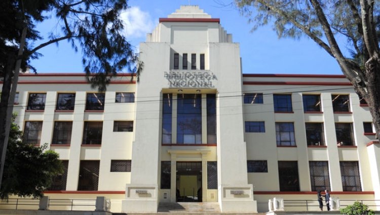 "La Biblioteca más antigua de América Latina" "La Biblioteca más antigua de América Latina"