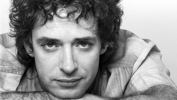 Historias de amor detrás de las canciones Gustavo Adrián Cerati (11 de agosto de 1959 - 4 de septiembre de 2014).