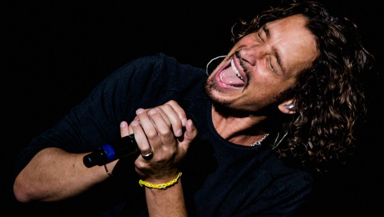 Chris Cornell homenajeado por Red Hot Chili Peppers, Megadeth y Corey Taylor Chris Cornell 20 de julio de 1964 - 17 de mayo de 2017