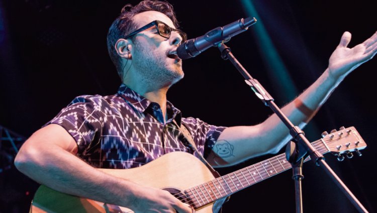 "Fantasmas", lo nuevo de Clemente Castillo desde Monterrey Foto: Warp.la
