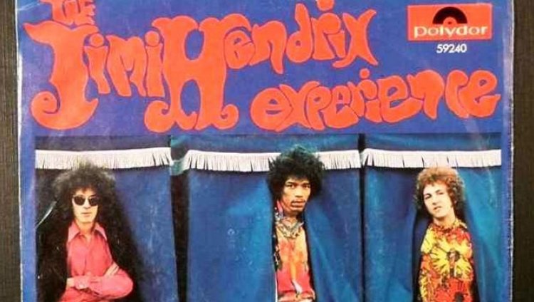 Dylan y Hendrix Alrededor de la Torre del Reloj Dylan y Hendrix Alrededor de la Torre del Reloj