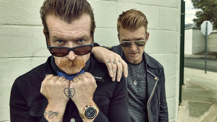 Líder de Eagles of Death Metal: Seguridad podría haber estado involucrada en los ataques de París Cerca de 2.000 fanáticos asistieron esa noche al concierto