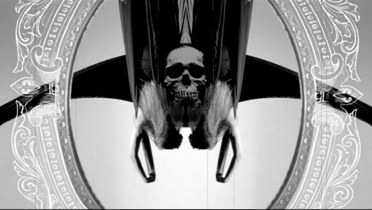 "Hail To The King", nuevo vídeo de Avenged Sevenfold "Hail To The King", nuevo vídeo de Avenged Sevenfold