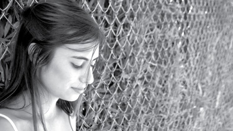 Felisa lanza "Geometría Natural", su EP debut Felisa lanza "Geometría Natural", su EP debut