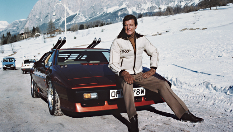 Roger Moore: 12 años y 7 películas como James Bond Roger Moore: 12 años y 7 películas como James Bond