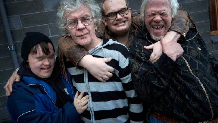 Pertti Kurikan Nimipäivät, una banda de punk especial Pertti Kurikan Nimipäivät, una banda de punk especial