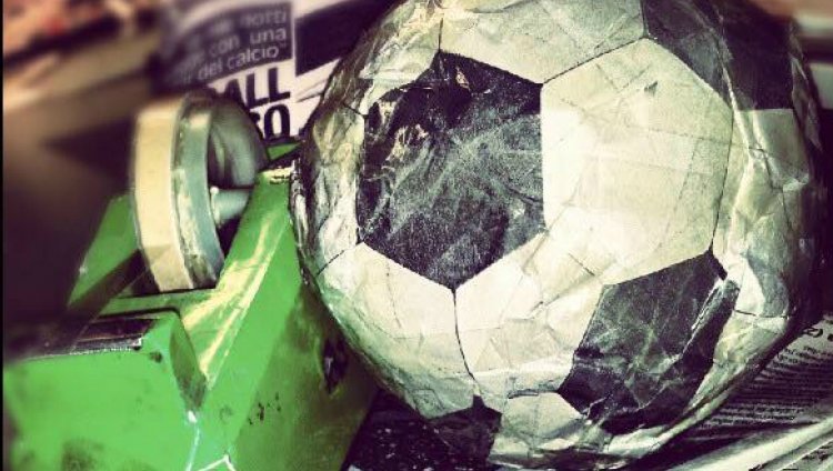 Pelota de Papel: cuentos de futbolistas El libro estará disponible desde el próximo mes de abril