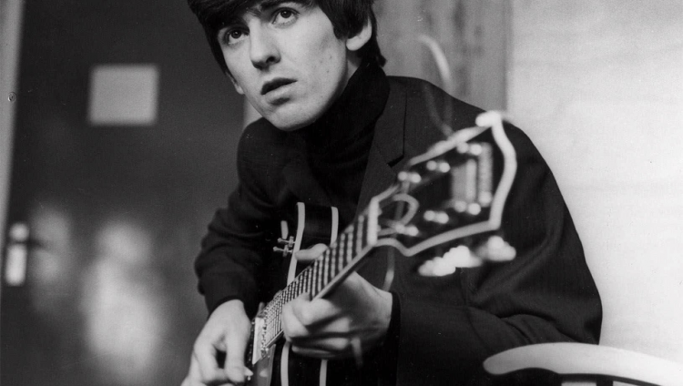 Las guitarras de George Harrison Entre las composiciones más importantes de Harrison con los Beatles están "While My Guitar Gently Weeps", "Something" y "Here Comes the Sun".