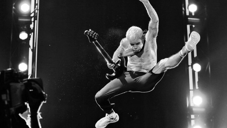 Flea habla acerca del retiro de los Red Hot Chili Peppers de los escenarios Foto por Getty Images para RHCP.