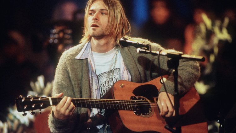 La pelea por la última guitarra de Kurt Cobain El MTV Unplugged de Nirvana se grabó el 18 de noviembre de 1993