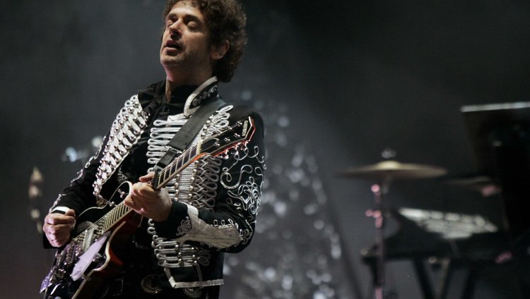 3 canciones que Cerati solo tocó una vez y nunca grabó Cerati nació el 11 de agosto de 1959 y falleció el 4 de septiembre de 2014, tras permanecer 4 años en coma.