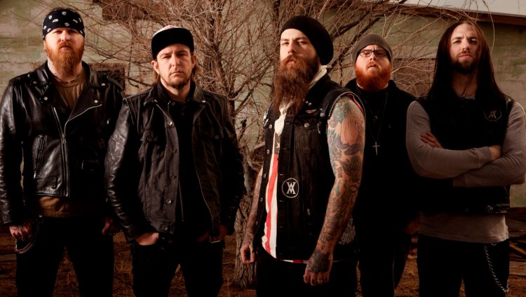 Un poco de rock el día de El Señor Demon Hunter, banda de metal cristiano.