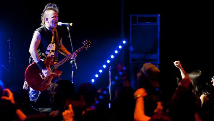 "Las consecuencias de la música y la cultura son la paz" David Viola "Las consecuencias de la música y la cultura son la paz" David Viola