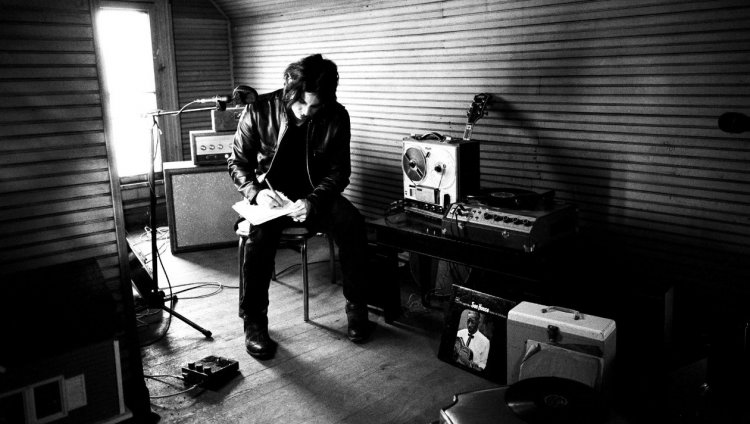 Para escuchar: Jack White compuso canción para un show de TV Esta es la primera vez que Jack White escribe y produce música para un programa de televisión.