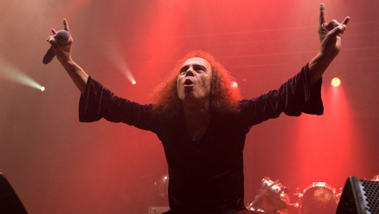 Así fue el holograma de Ronnie James Dio Ronnie James Dio. Foto tomada de marvin.com.mx