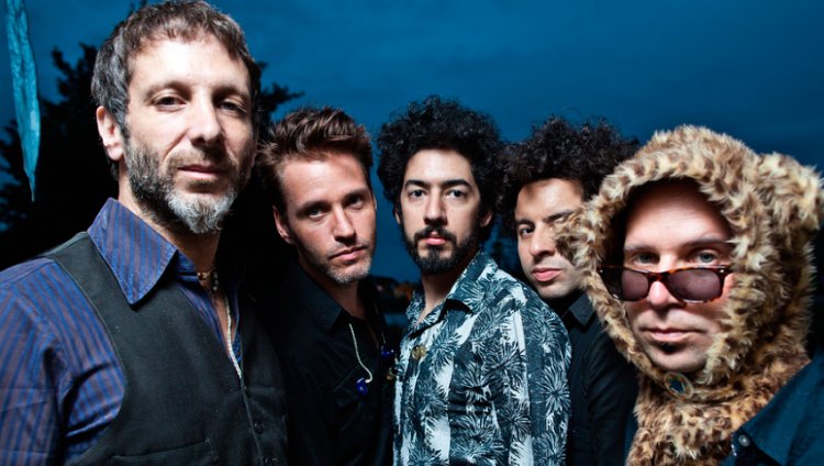 "El rock and roll no solamente es AC/DC, el rock es todo lo que tu corazón desee": Jonathan Donahue de Mercury Rev "El rock and roll no solamente es AC/DC, el rock es todo lo que tu corazón desee": Jonathan Donahue de Mercury Rev