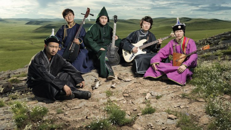Bandas de latitudes lejanas Nine Treasures, agrupación de metal de Mongolia. Llegó a ser Nº 1 en nuestro #RadiónicaTop25