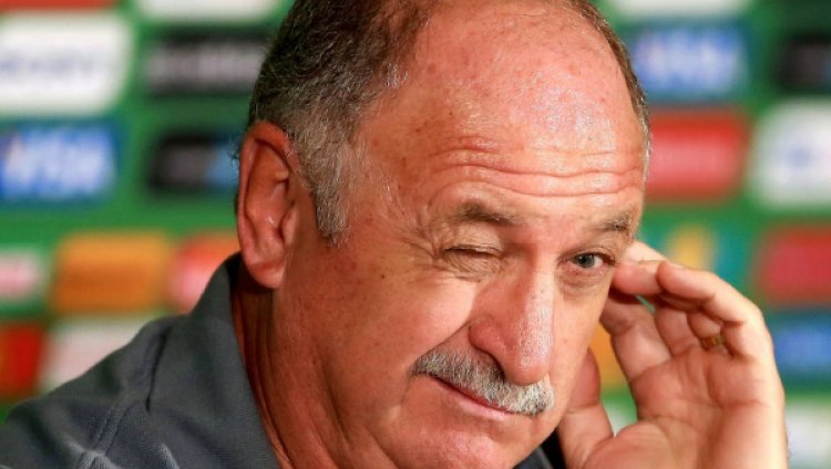 10 deportistas que quisieron ser músicos Luis Felipe Scolari, ex director técnico de Brasil