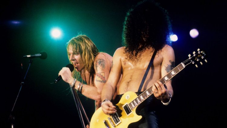Primeras imágenes de Axl y Slash juntos (otra vez) Por 17 canciones estuvo integrado el setlist que marcó el regreso de la banda