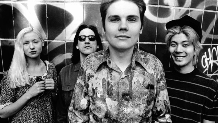 Billy Corgan considera una reunión de The Smashing Pumpkins Billy Corgan, James Iha, D'arcy Wretzky y Jimmy Chamberlin (1988)