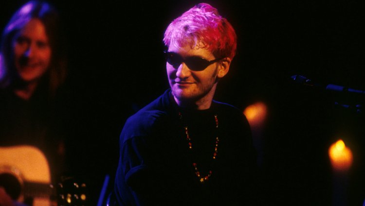 Layne Staley, a la izquierda de la voz del grunge Layne Staley, 22 de agosto de 1967 - 5 de abril de 2002