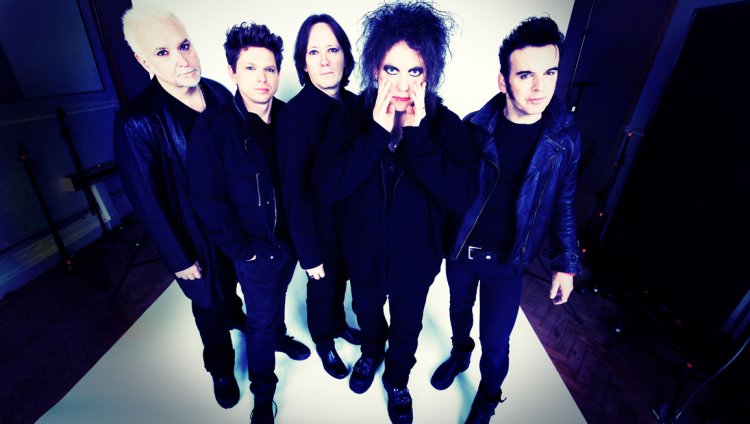 The Cure presenta dos nuevas canciones "You don't really know, You can only believe": Step Into the Light