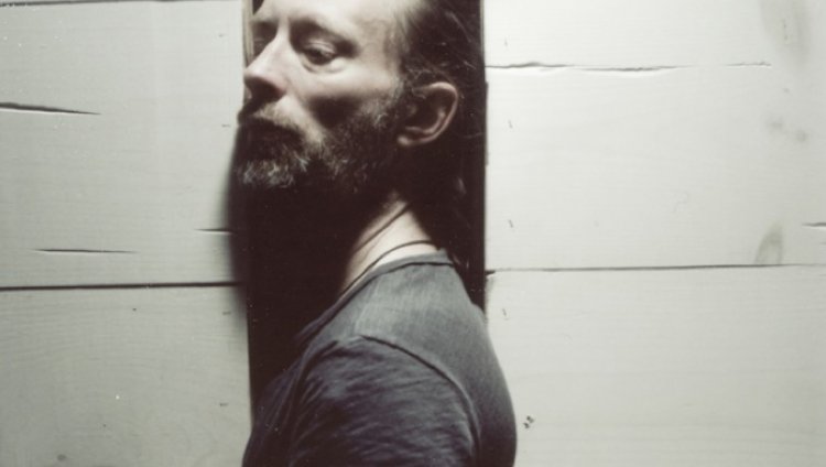 Escuchen a Thom Yorke en la banda sonora del documental "The UK Gold" Escuchen a Thom Yorke en la banda sonora del documental "The UK Gold"